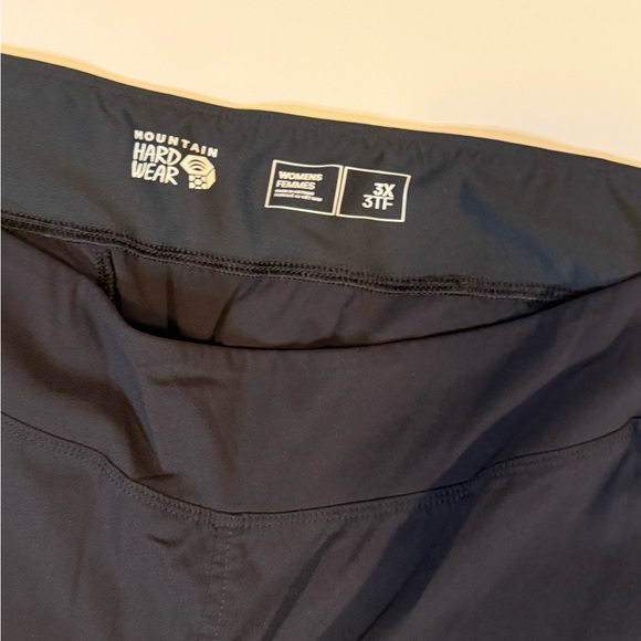 Black Dynama Hiking Pants - Picture 4 of 6